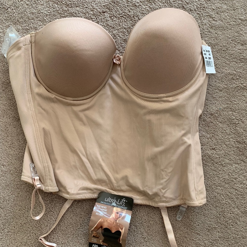 Nude, seamless bustier